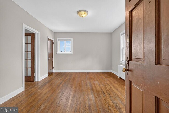 Building Photo - 4840 New Hampshire Ave NW