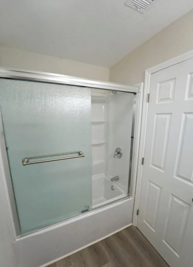 Foto del edificio - 3619 L St