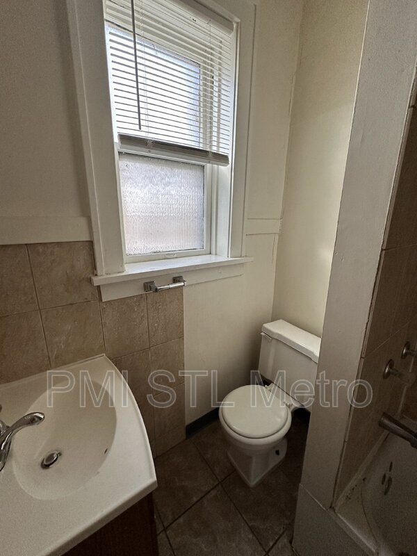 Foto del edificio - 4709 Newport Ave