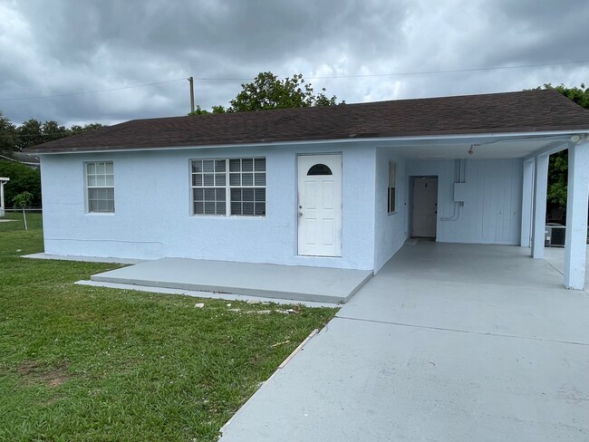 Foto del edificio - 1539 Magnolia Dr