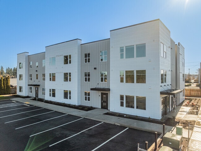 Building Photo - NW 99 Apartments