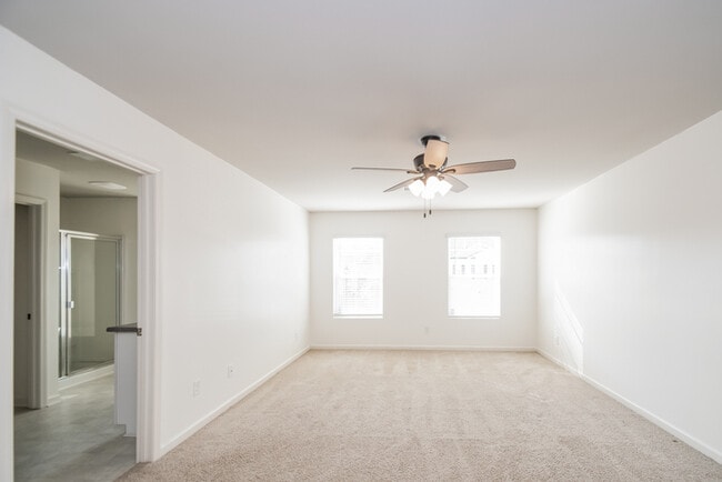 Building Photo - Spacious 5-Bedroom Home in Grovetown, GA