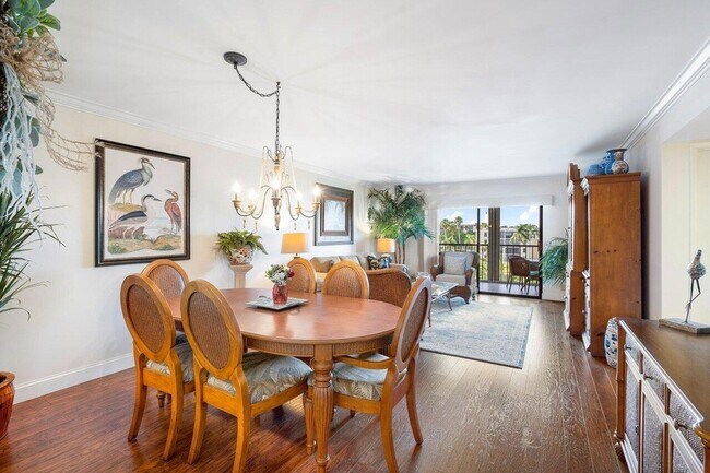 Foto del edificio - 7340 Amberly Ln