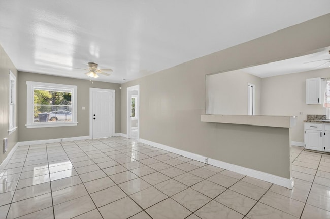 Building Photo - 5080 Enrico Blvd