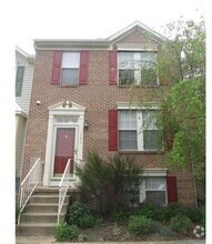 Building Photo - 202 Jasmine Ln