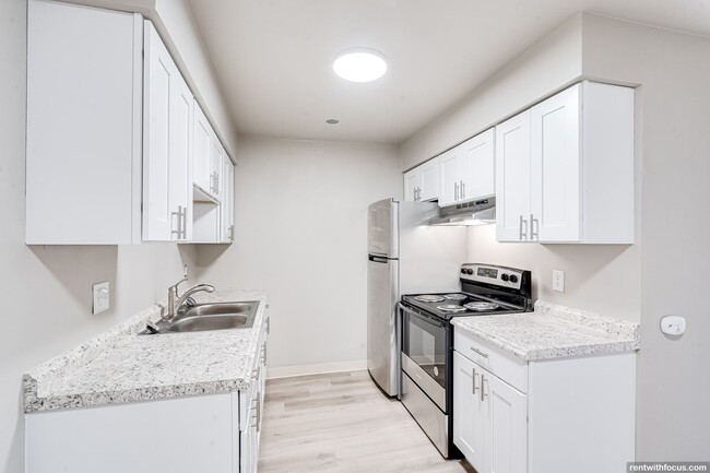 Building Photo - EVERGREEN PLACE