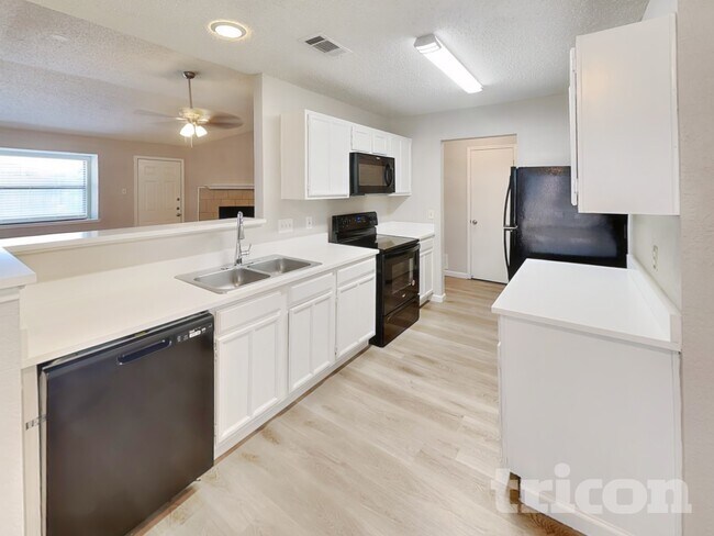 Foto del edificio - 3128 Owen Ln