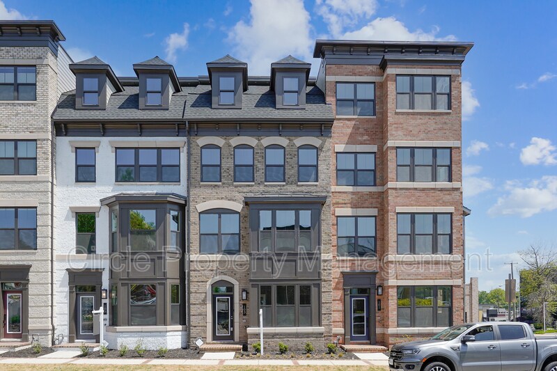 103 Pleasant St NW, Vienna, VA 22180 Townhome Rentals in Vienna VA