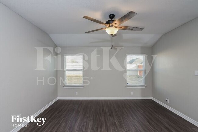 Building Photo - 8931 Taylor Grove