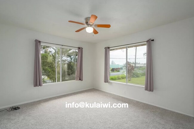 Bedroom #1 - 45-3219 Ohia St