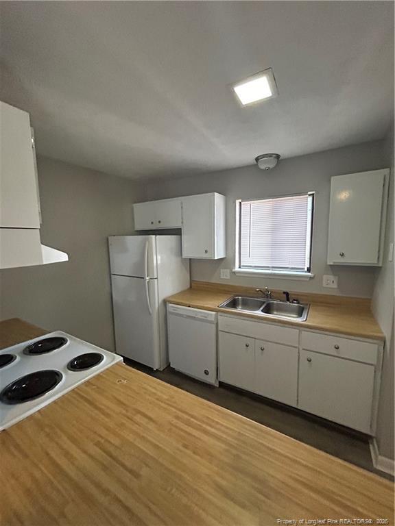 Foto del edificio - 909 Applewood Ln
