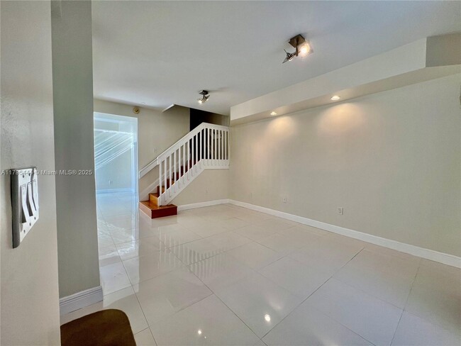 Foto del edificio - 8625 SW 152nd Ave