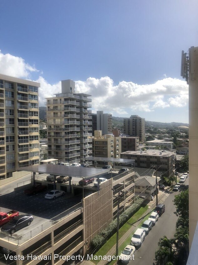 Primary Photo - 1415 Punahou St