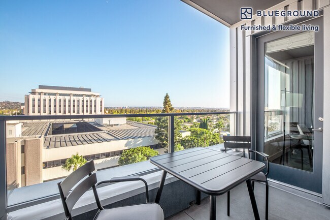 Foto del edificio - 10601 Washington Blvd