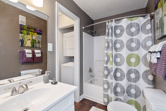 Foto del edificio - 3902 Creek Way