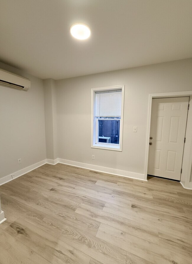 Foto del edificio - 665 E Wensley St