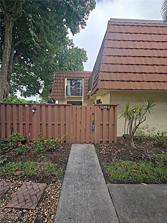 Foto principal - 5249 Cedarbend Dr