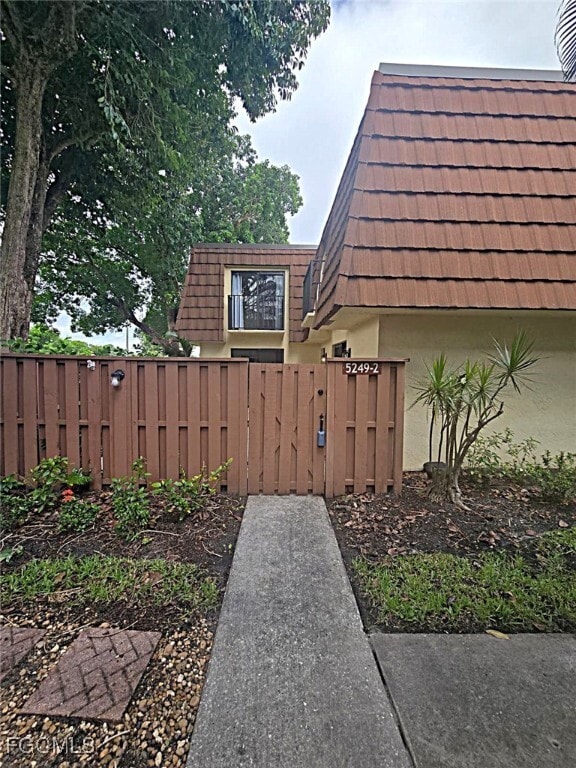 Primary Photo - 5249 Cedarbend Dr