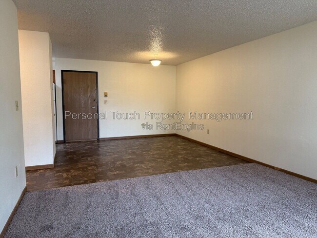 Foto del edificio - 1401 12th St E