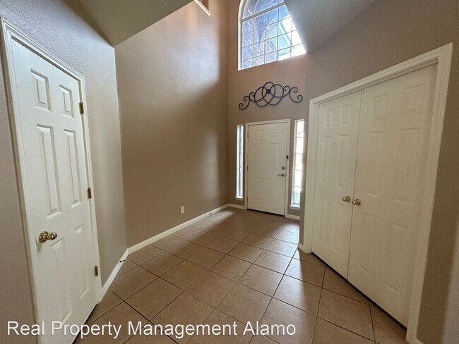 Building Photo - 5 br, 2.5 bath House - 20518 Cliff Park Lane