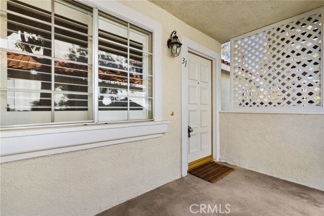 Building Photo - 31 Gaviota