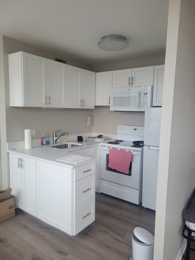 Foto del edificio - 6171 N Sheridan Rd