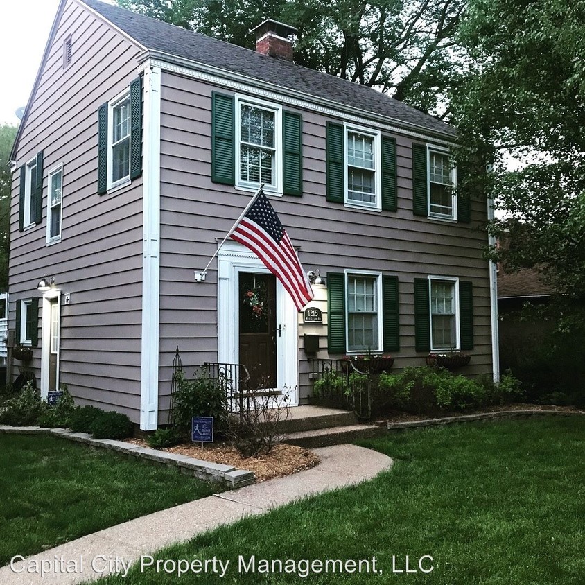 Primary Photo - 3 br, 1.5 bath House - 1215 Leland Ave.