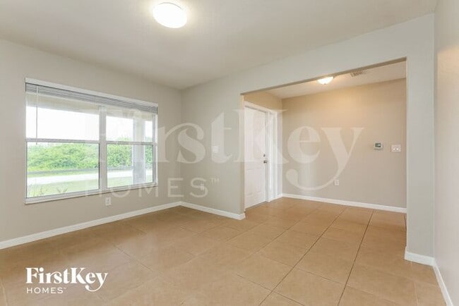 Foto del edificio - 618 Chavers St E