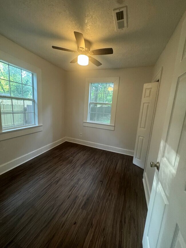 Foto del edificio - 2219 Locust St