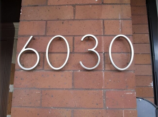Foto del edificio - 6030 Catharine St