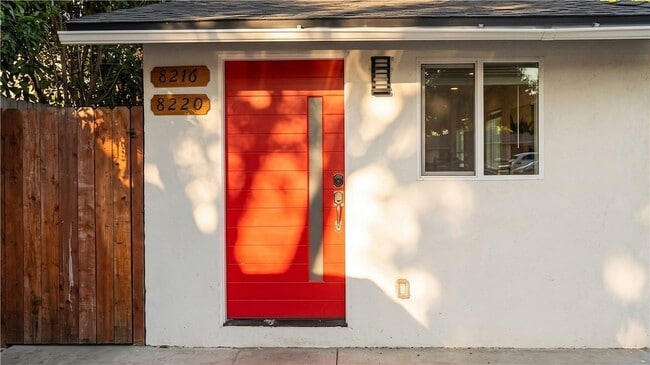 Building Photo - 8216 Encino Ave
