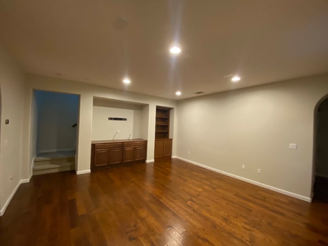 Building Photo - 4625 Malayan St