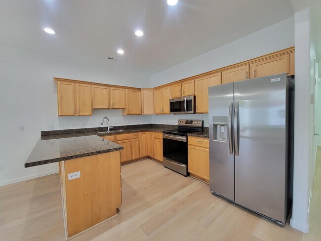 Building Photo - 1378 Stone Meadow Dr
