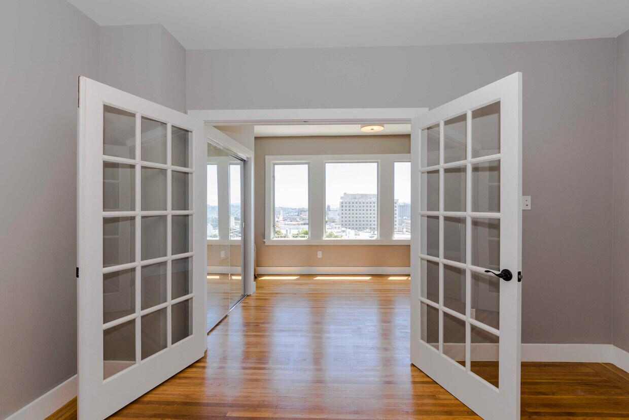 Foto principal - 1441 Clay St