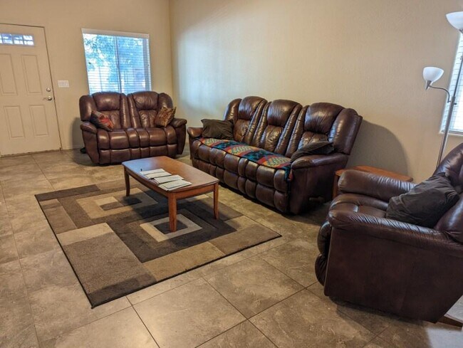 Foto del edificio - 2809 S Fieldstone Ln