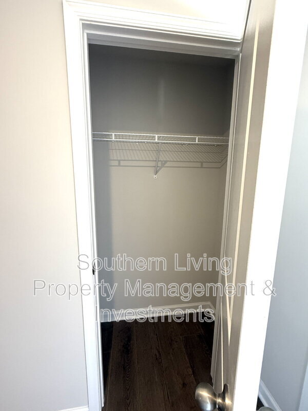 Building Photo - 7726 Capstan Trl