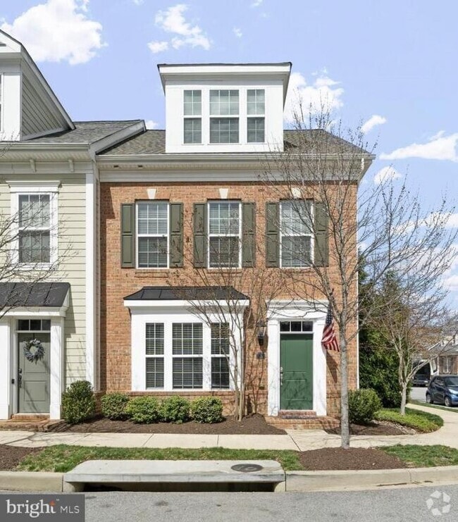 The Villages of Steeplechase Apartments for Rent with a Garage La