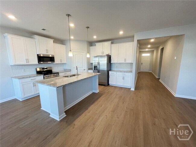 Foto del edificio - 750 Sessile Oak Dr