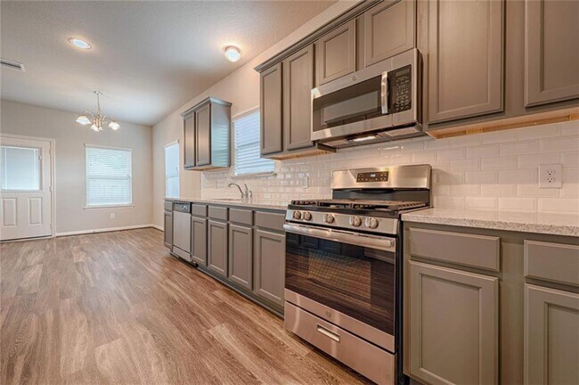 Building Photo - 1747 Cindy Ln