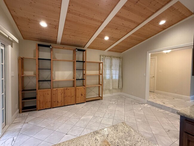 Foto del edificio - Spacious South San Jose Home with 3 Bedrooms and Sunroom!