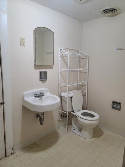 Foto del edificio - 307 W Elm St