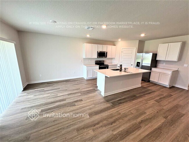 Building Photo - 18302 Wheathouse Pl