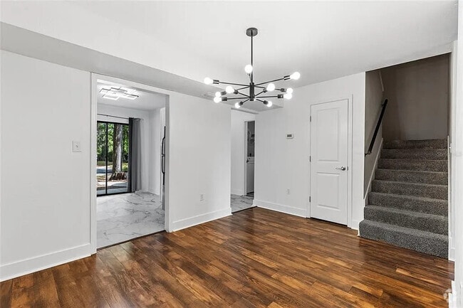 Building Photo - 507 NW 39th Rd