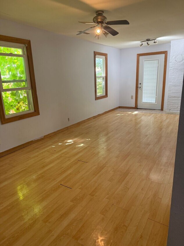 Foto principal - Unique Home in Downtown Middleton