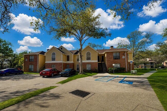 Building Photo - 8633 Fancy Finch Dr