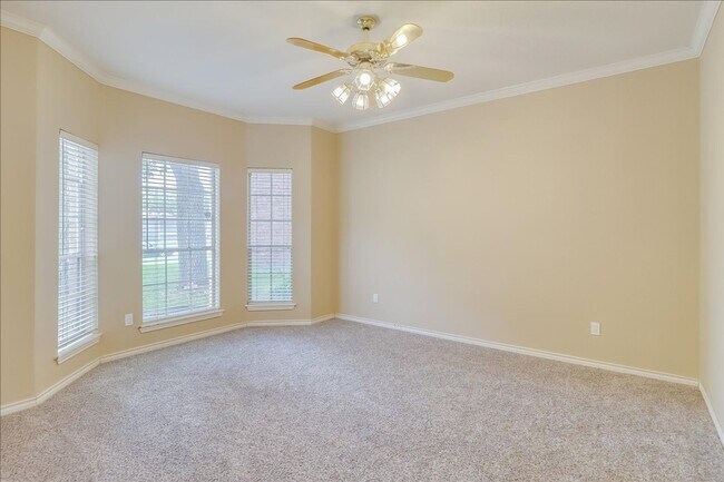Foto del edificio - 7426 Lake Travis Dr