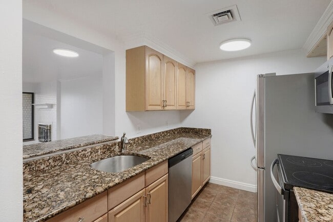 Photo - 800 N Pearl Street Apt 709