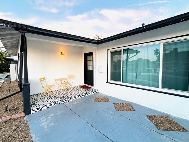 Foto del edificio - Huntridge Home – Single Story – Solar Panels - Great for Dogs