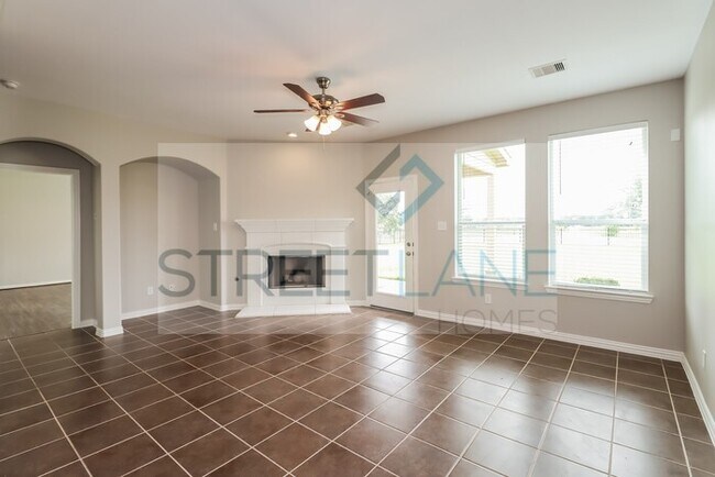 Foto del edificio - REDUCED!