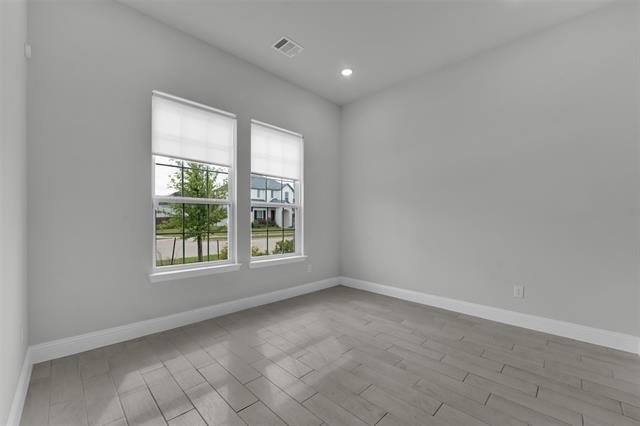 Foto del edificio - 1616 Barnwood Trce